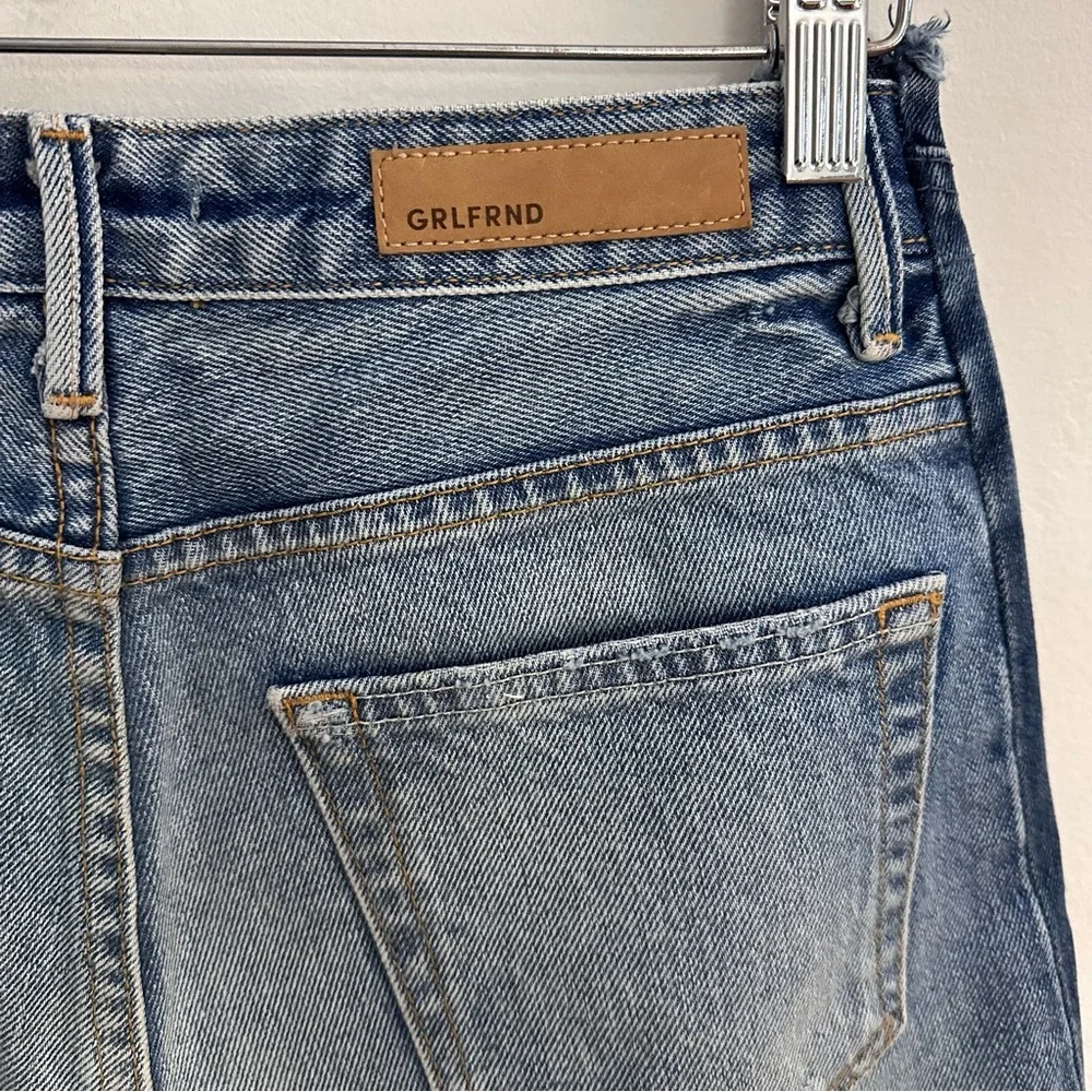 GRLFRND Denim Sophie Distressed Button‎ Fly Jean Shorts Blue Casual Summer 26